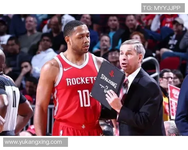 球迷手绘战术图获教练点赞并采纳